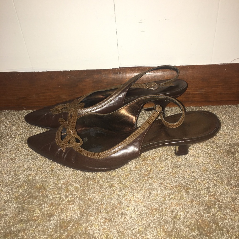 Cute retro heels
